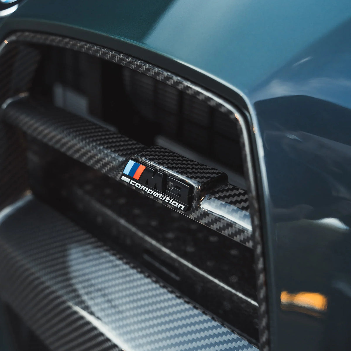 BMW M3/M4 G8x Carbon Grill mit ACC - GT Style