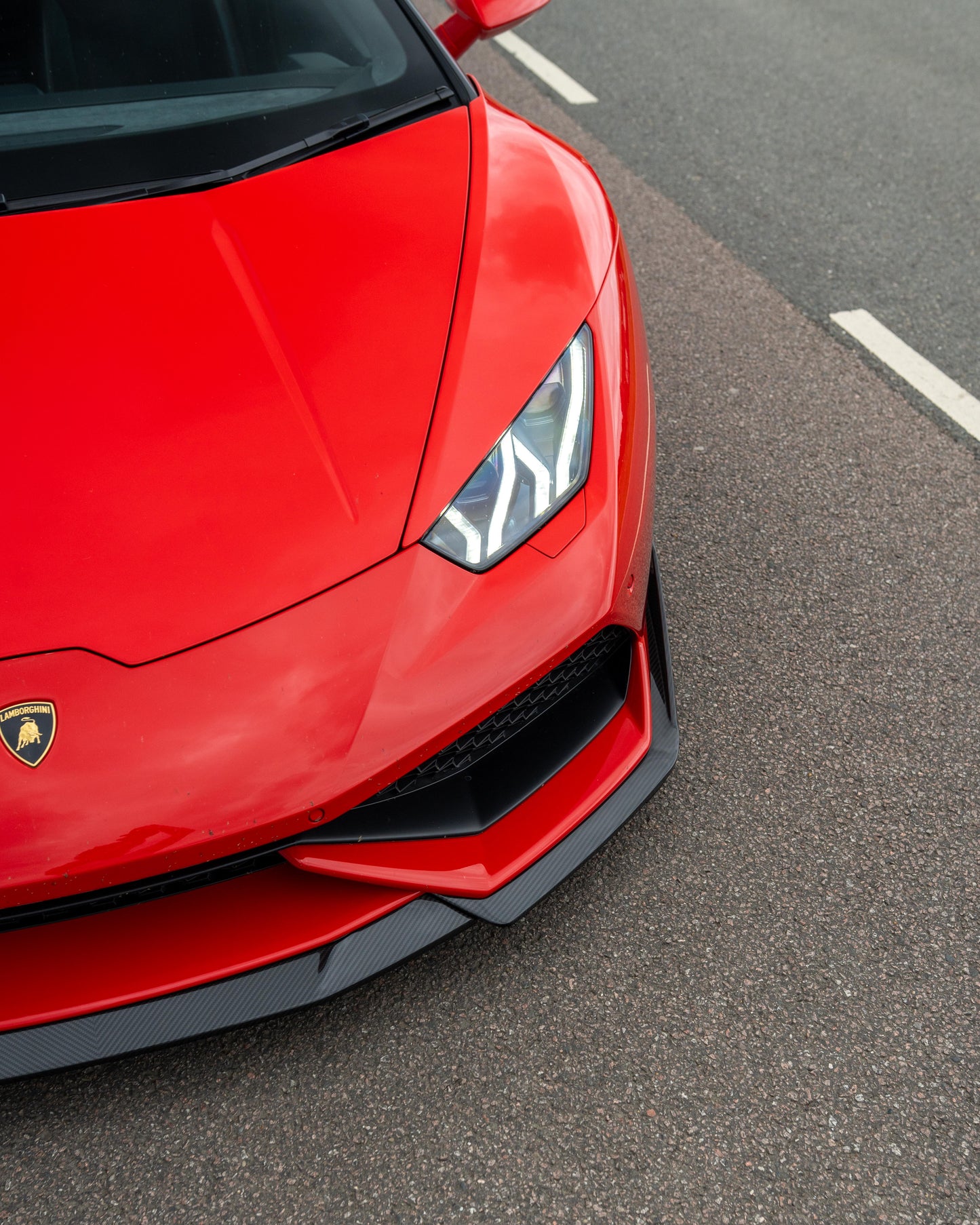 LAMBORGHINI HURACAN LP-610 CARBON FIBRE FULL KIT - CT DESIGN-Kit-CT CARBON-CT Carbon - High-quality carbon fiber and gloss black aerodynamic parts for premium sports and luxury vehicles.