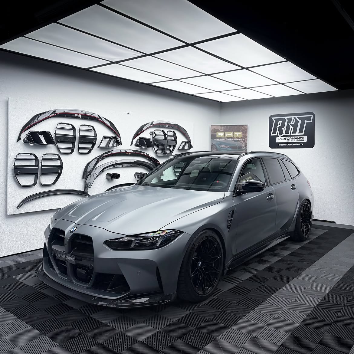 BMW M3/M4 G8X Dry Carbon Front Splitter – RHT V3