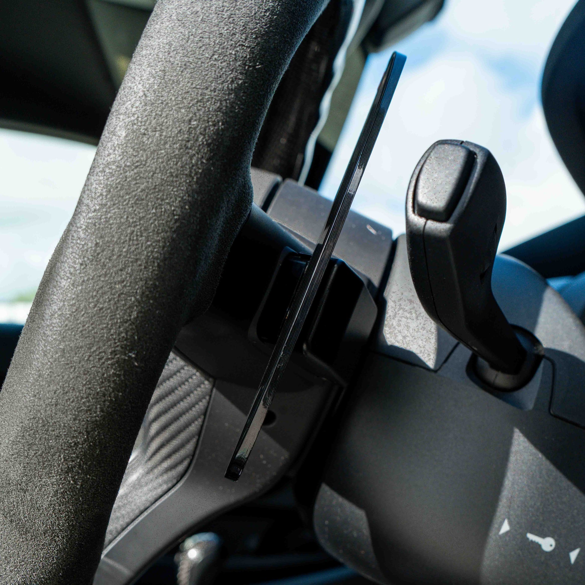 BMW CARBON FIBRE MAGNETIC SHIFTER PADDLES