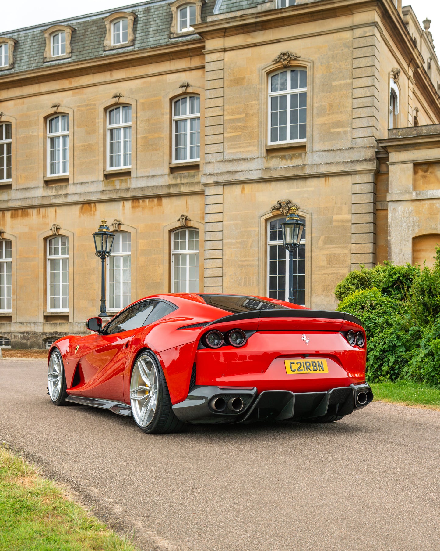 FERRARI 812 SUPERFAST CARBON FIBRE KIT - CT DESIGN-Kit-CT CARBON-CT Carbon - High-quality carbon fiber and gloss black aerodynamic parts for premium sports and luxury vehicles.