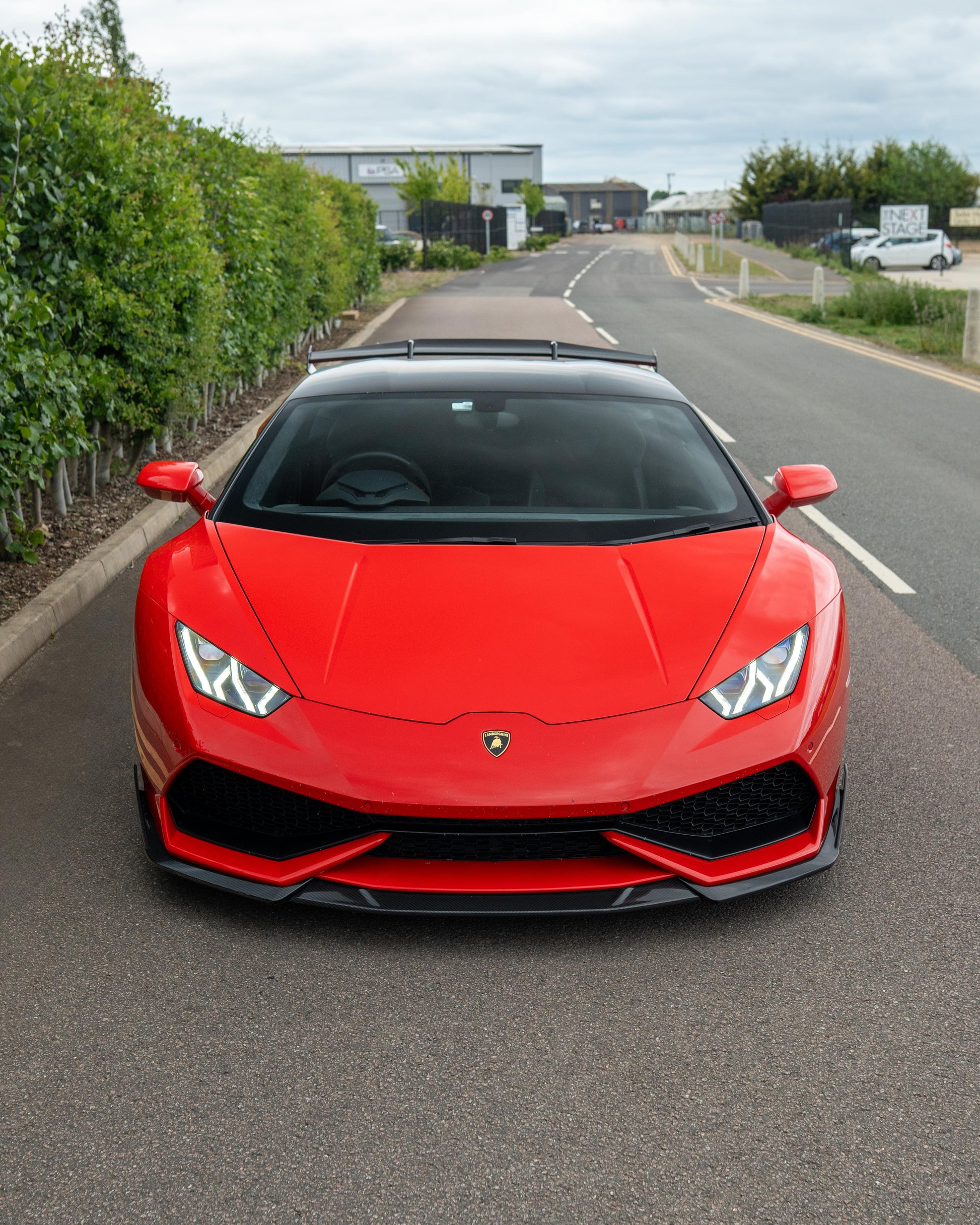 LAMBORGHINI HURACAN LP-610 CARBON FIBRE FULL KIT - CT DESIGN-Kit-CT CARBON-CT Carbon - High-quality carbon fiber and gloss black aerodynamic parts for premium sports and luxury vehicles.