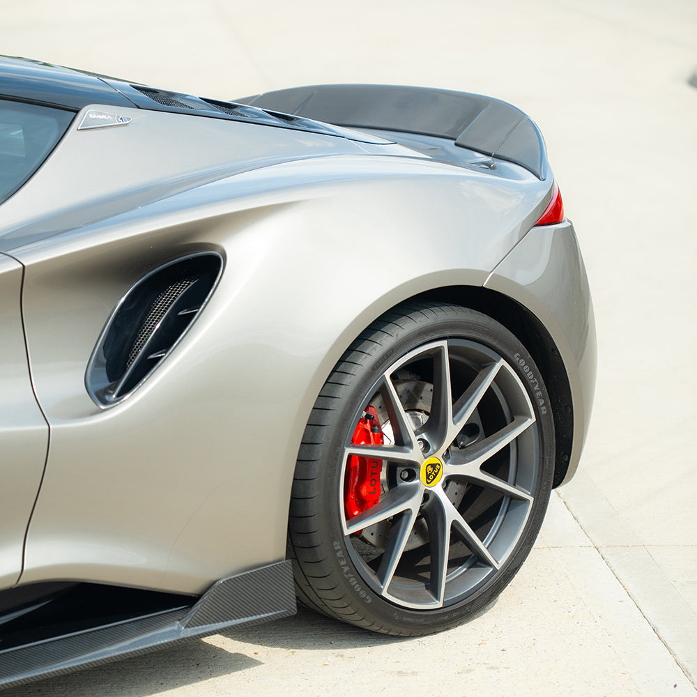LOTUS EMIRA CARBON FIBRE 3-PIECE SPOILER - CT DESIGN-Spoiler-CT CARBON-CT Carbon - High-quality carbon fiber and gloss black aerodynamic parts for premium sports and luxury vehicles.