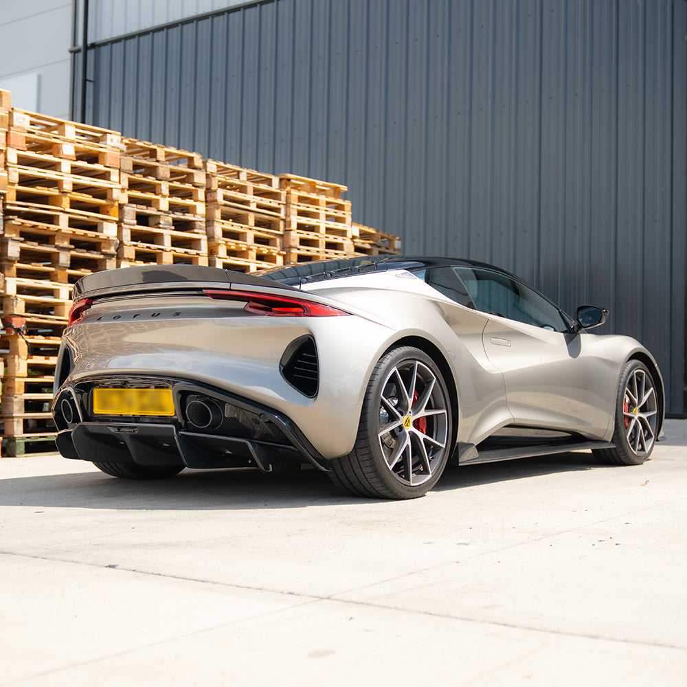 LOTUS EMIRA FULL CT DESIGN CARBON FIBRE KIT-Kit-CT CARBON-CT Carbon - High-quality carbon fiber and gloss black aerodynamic parts for premium sports and luxury vehicles.
