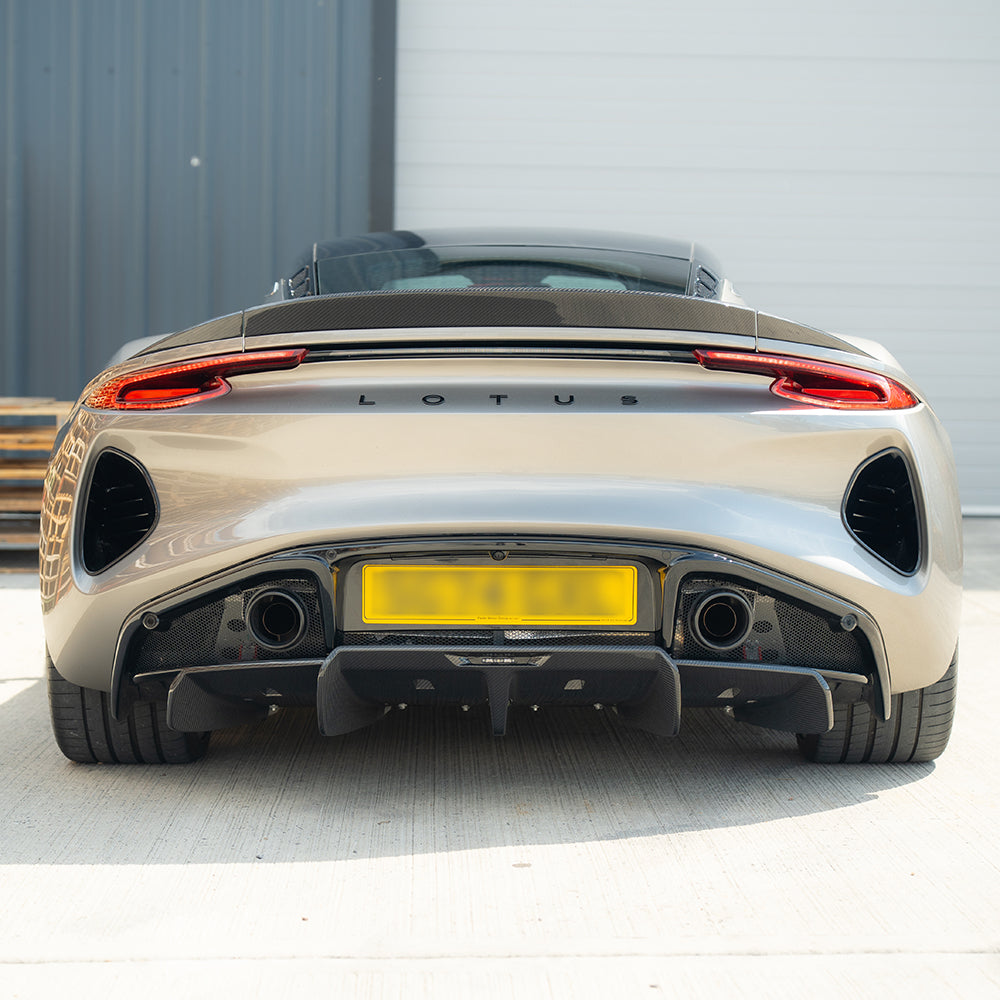 LOTUS EMIRA FULL CT DESIGN CARBON FIBRE KIT-Kit-CT CARBON-CT Carbon - High-quality carbon fiber and gloss black aerodynamic parts for premium sports and luxury vehicles.