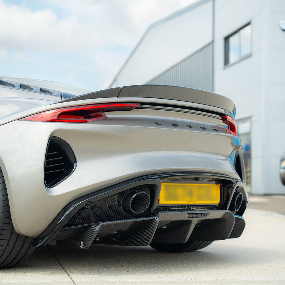 LOTUS EMIRA FULL CT DESIGN CARBON FIBRE KIT-Kit-CT CARBON-CT Carbon - High-quality carbon fiber and gloss black aerodynamic parts for premium sports and luxury vehicles.