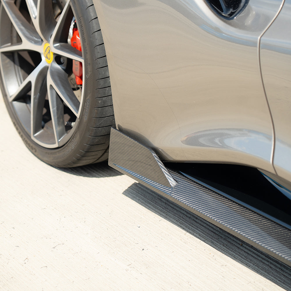 LOTUS EMIRA FULL CT DESIGN CARBON FIBRE KIT-Kit-CT CARBON-CT Carbon - High-quality carbon fiber and gloss black aerodynamic parts for premium sports and luxury vehicles.