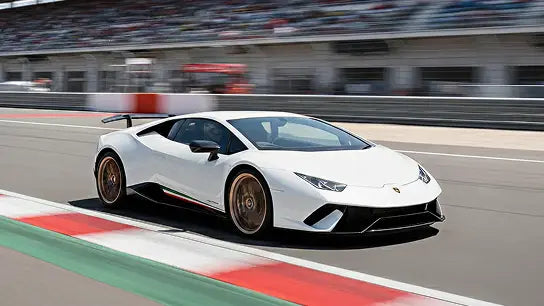 Lamborghini Huracán STO
