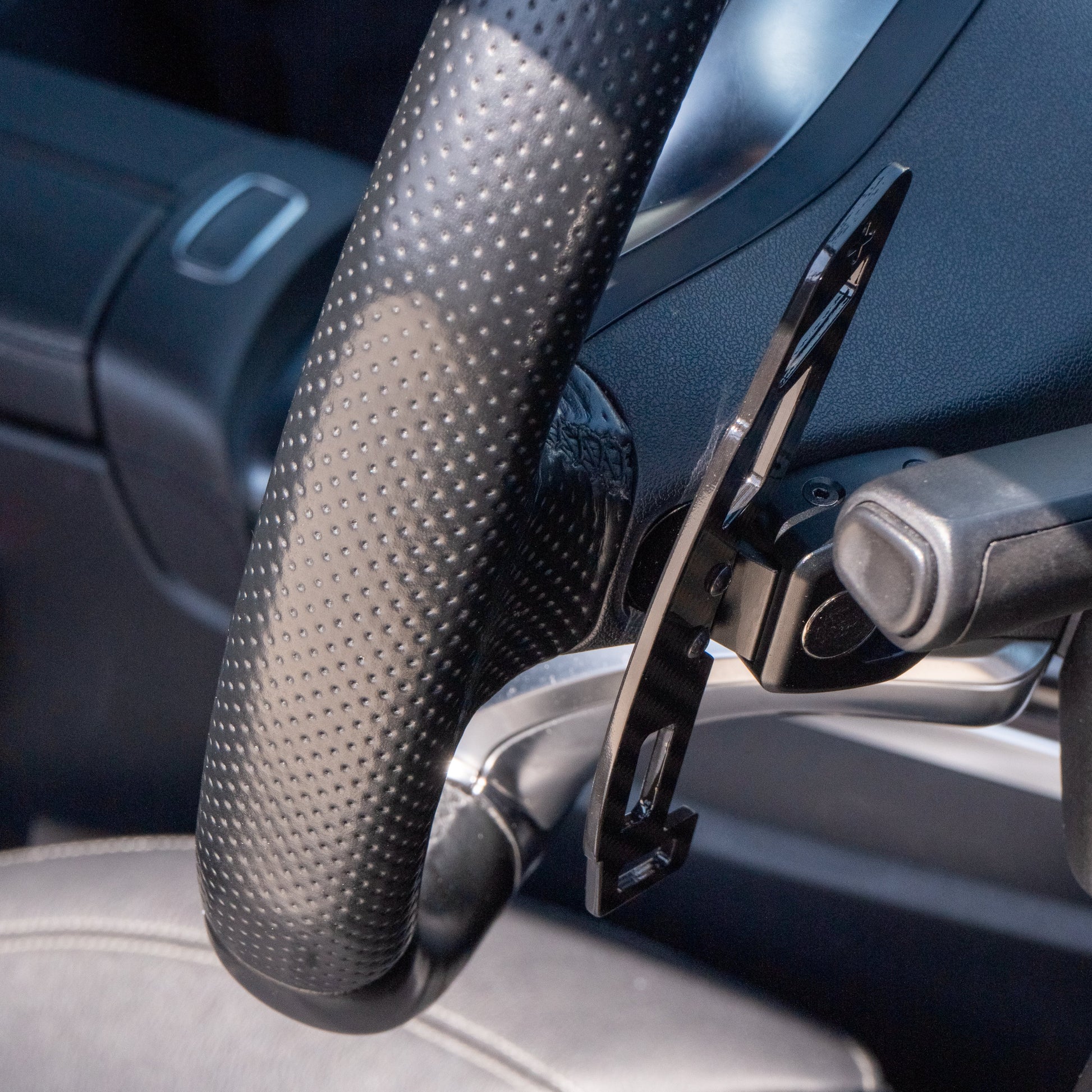 MERCREDES AMG MAGNETIC CARBON FIBRE SHIFTER PADDLES-Accessories-CT CARBON-CT Carbon - High-quality carbon fiber and gloss black aerodynamic parts for premium sports and luxury vehicles.