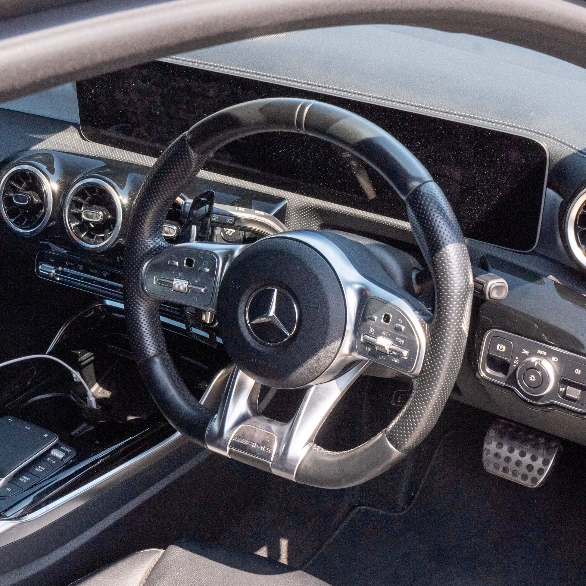 MERCREDES AMG MAGNETIC CARBON FIBRE SHIFTER PADDLES-Accessories-CT CARBON-CT Carbon - High-quality carbon fiber and gloss black aerodynamic parts for premium sports and luxury vehicles.