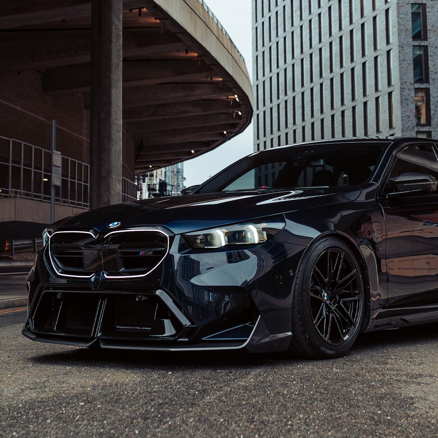 BMW M5 Performance Style Front Splitter