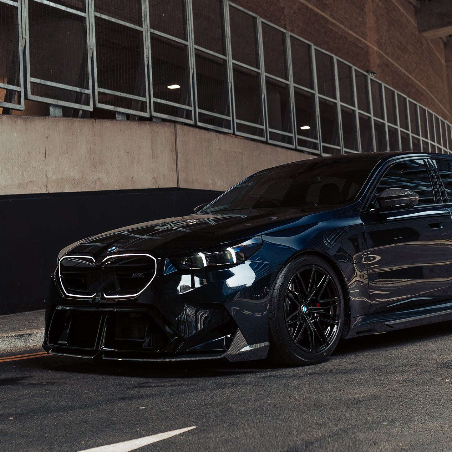 BMW M5 Performance Style Front Splitter