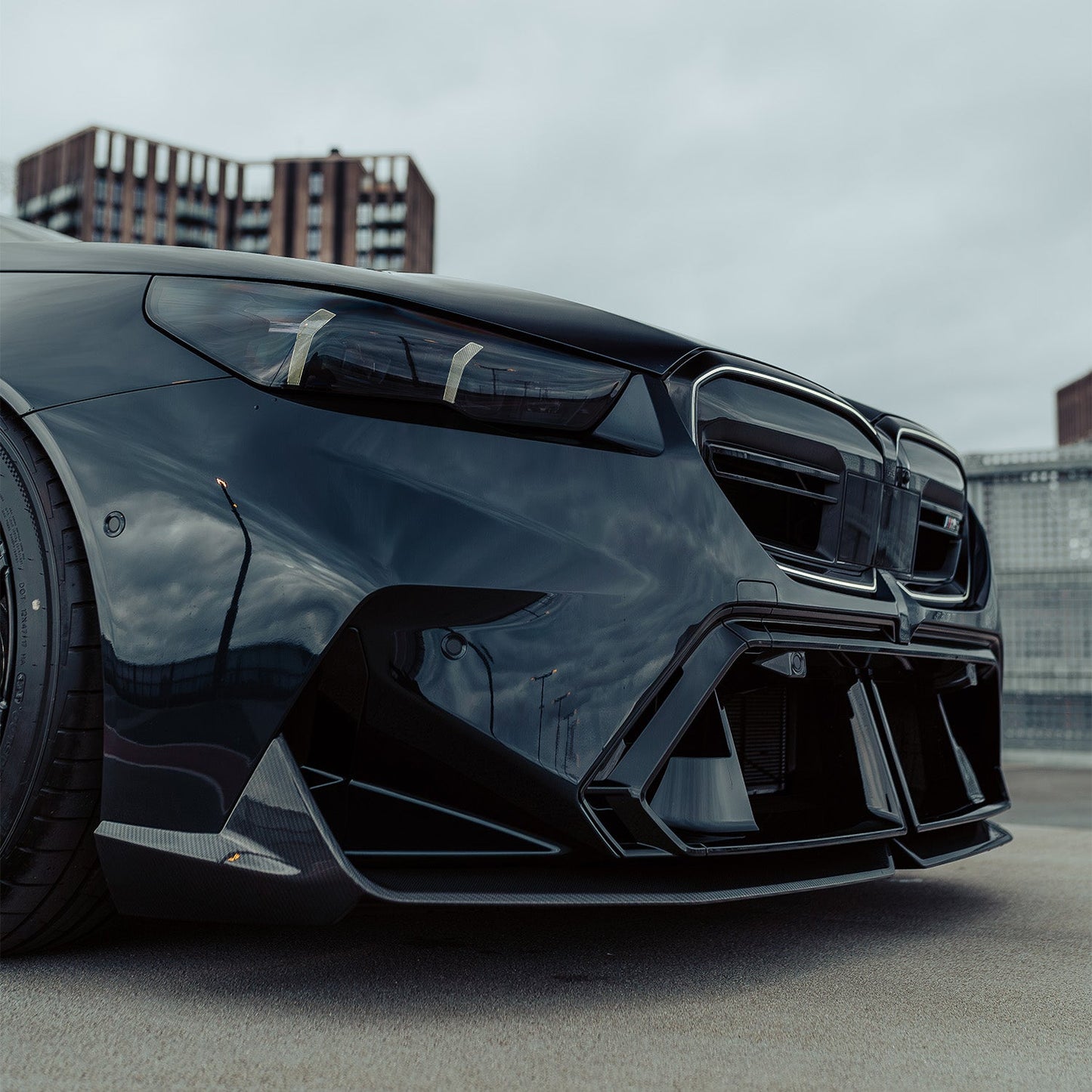 BMW M5 Performance Style Front Splitter