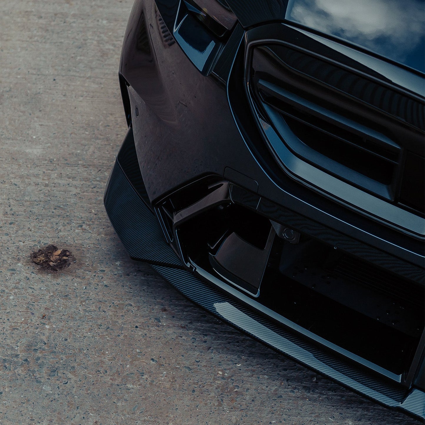 BMW M5 SQ-A Front Splitter