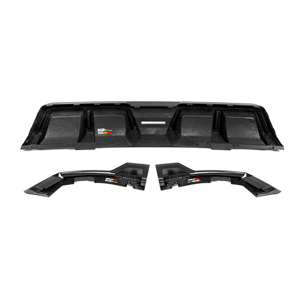 XM G09 Gloss Carbon Rear Diffuser