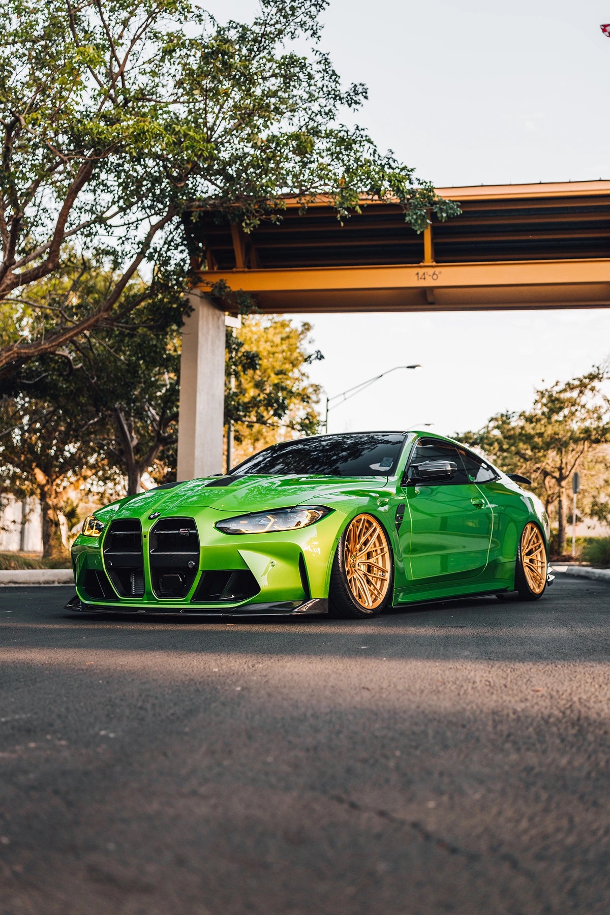 R90 (Duoblock) | BMW M4 G82