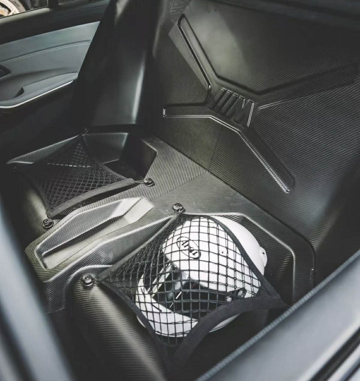BMW M3/M4 SPLITTER - Rear Seat Delete in full dry carbon fiber.