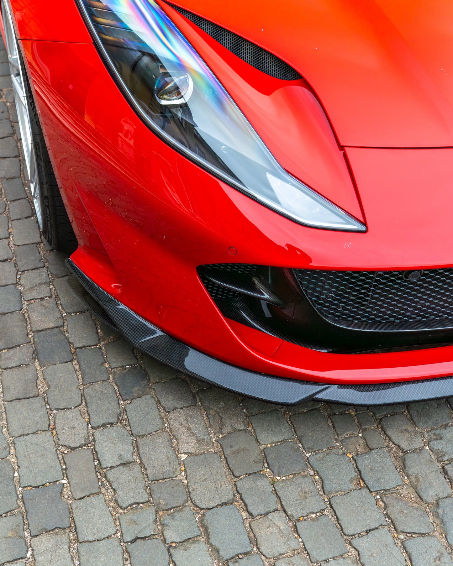 FERRARI 812 SUPERFAST & GTS CARBON FIBRE SPLITTER- CT DESIGN