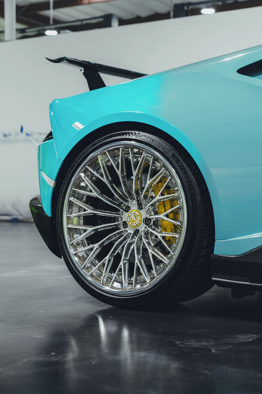 R100 | Lamborghini Huracan