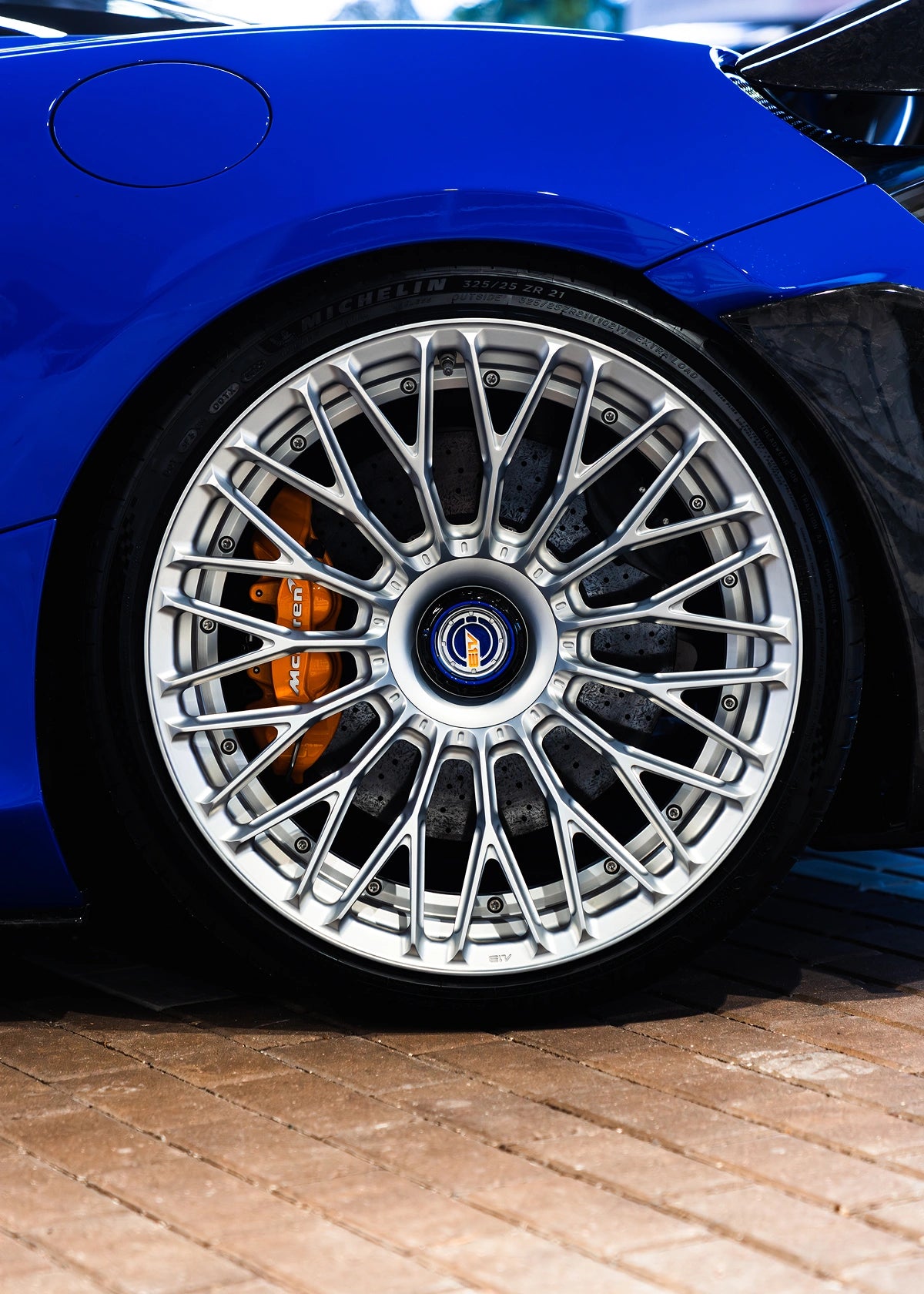 R100 (Duoblock) | McLaren 720s