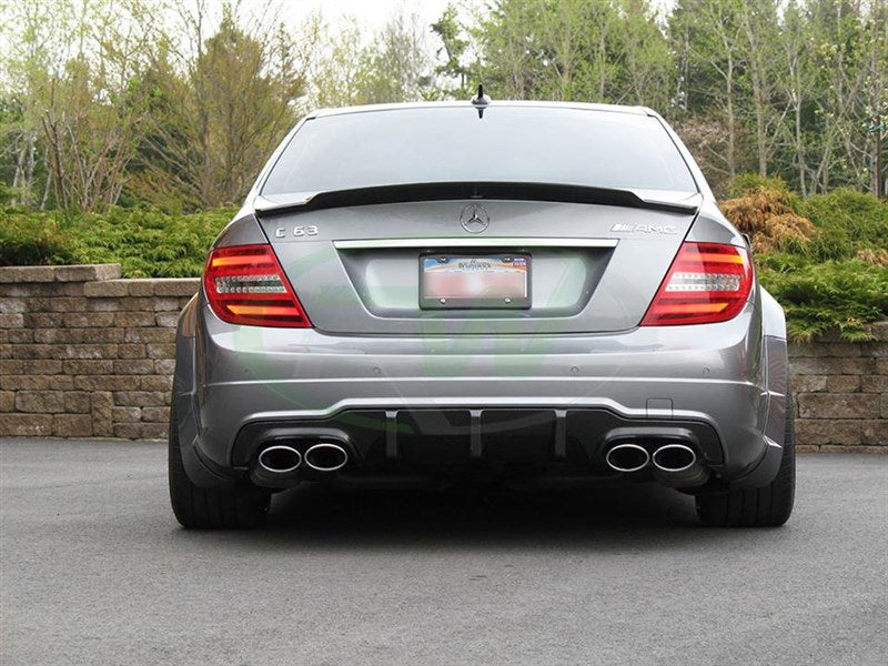 Mercedes C63 AMG Big Fin Carbon Fiber Diffuser
